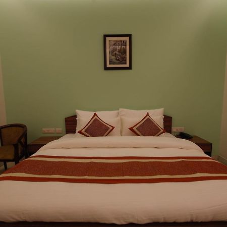 Peepal Tree Residency Bed & Breakfast New Delhi Bagian luar foto