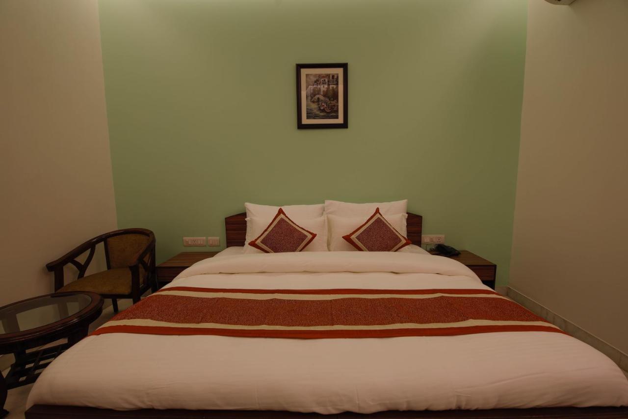 Peepal Tree Residency Bed & Breakfast New Delhi Bagian luar foto